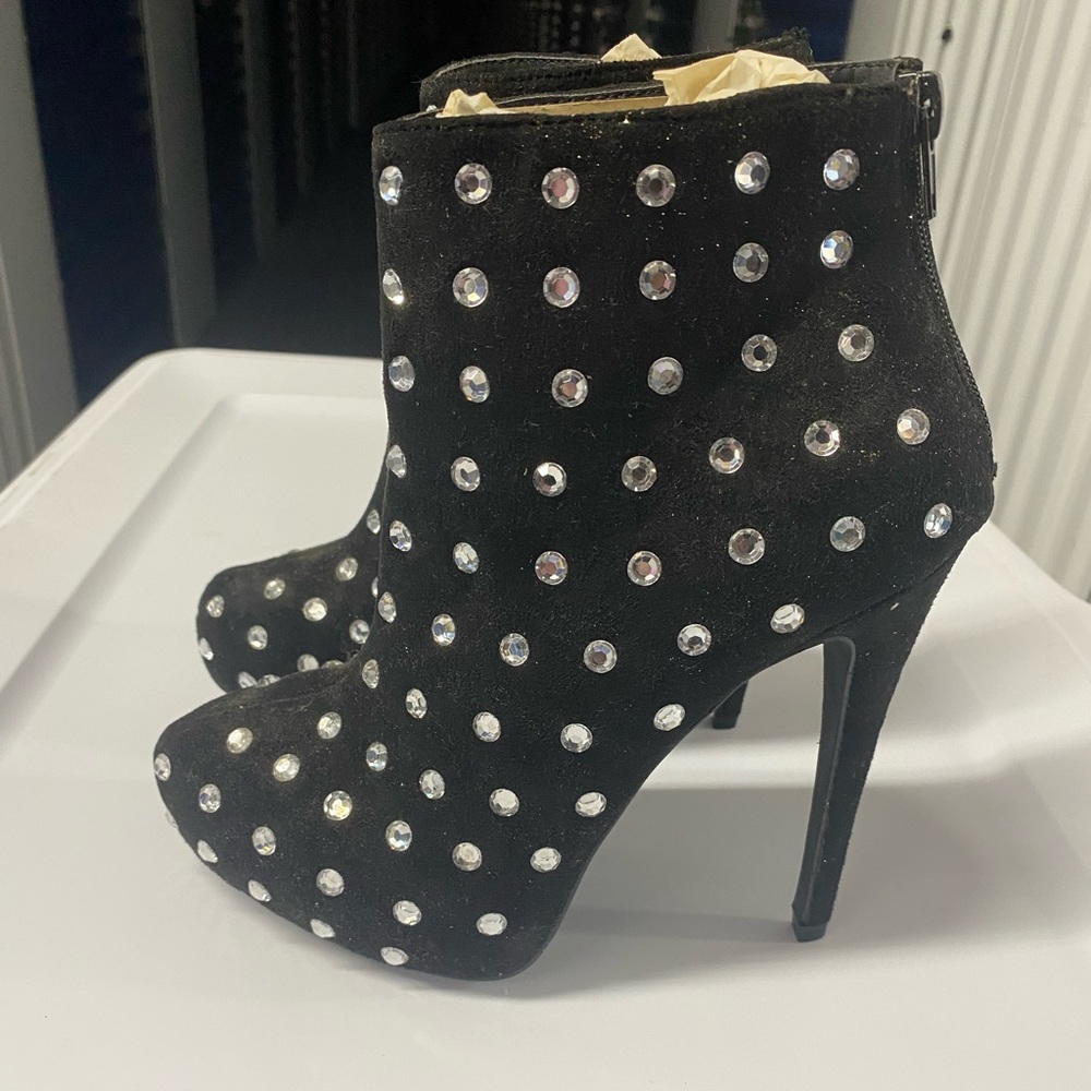 Bejeweled Suede Heeled Bootie / Size 8 / Never Worn